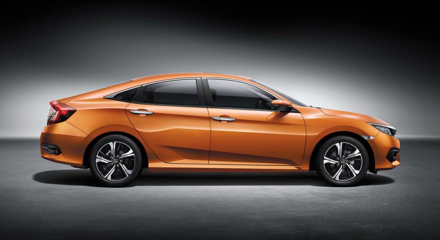  Honda Civic 2016 года  (CN) (фото 15 из 22)